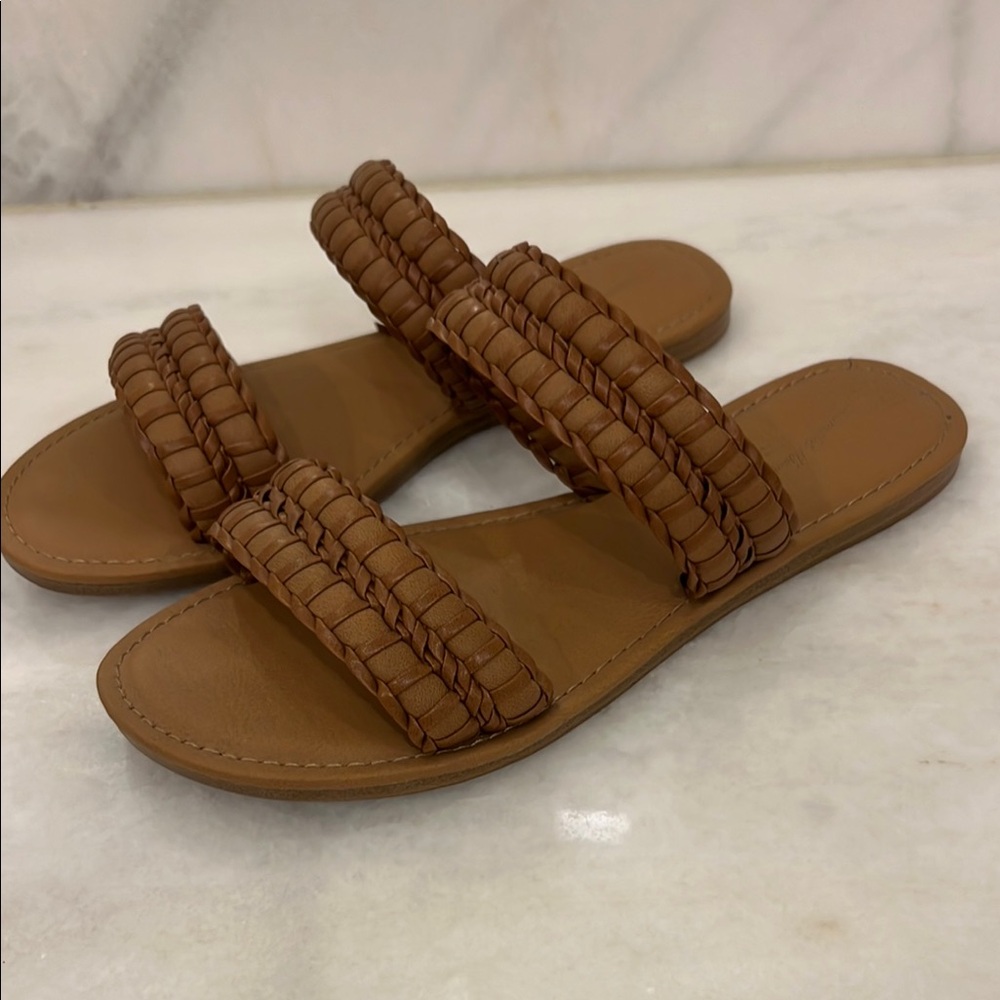 Universal Thread Tan Braided Sandals - Picture 3 of 4